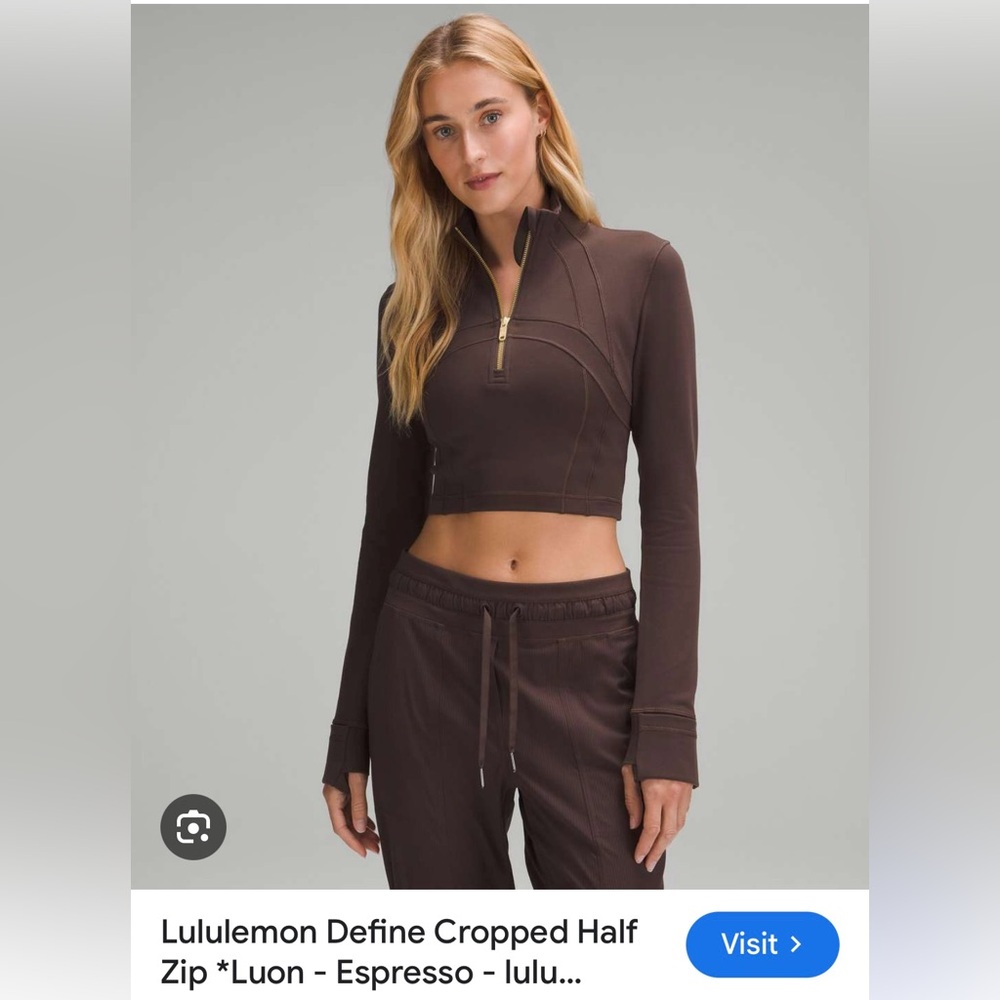 Lululemon Define cropped half zip ✨SOLD OUT ONLINE✨